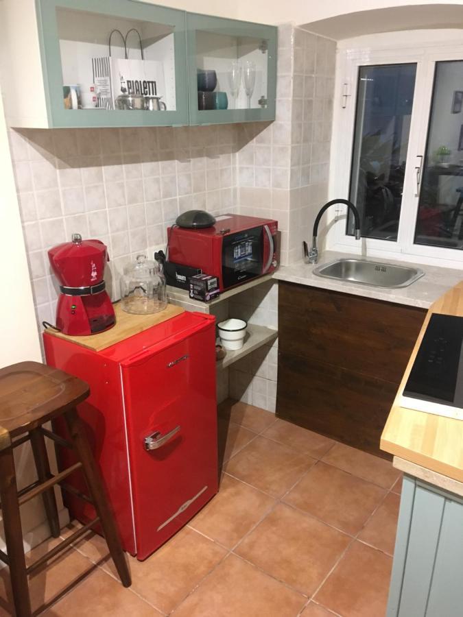 Apartament Pied At Terre Triest Zewnętrze zdjęcie