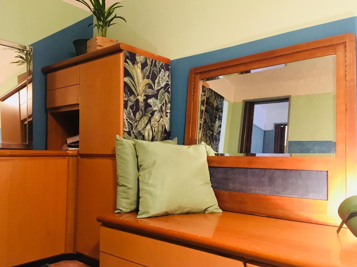Apartament Pied At Terre Triest Zewnętrze zdjęcie